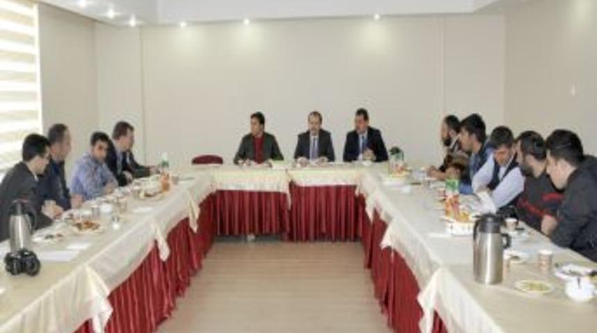 Bitlis&rsquo;te 7&rsquo;den 70&rsquo;e Herkes Peygamber Efendimiz'in  Hayatını Okuyor