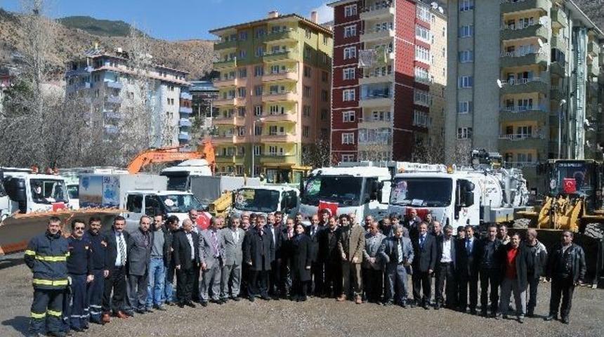 G&uuml;m&uuml;şhane Belediyesi 4 Yılda 20 Yeni Ara&ccedil; Aldı