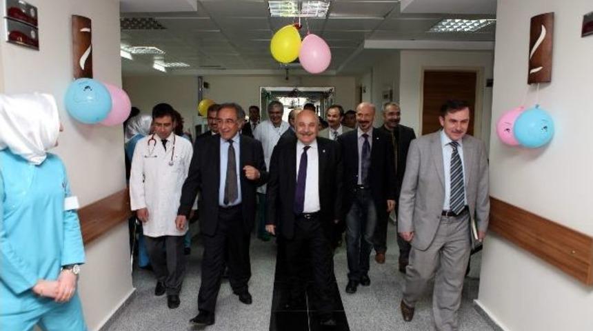 Tıp Fak&uuml;ltesi Hastanesi&rsquo;ne Yeni B&ouml;l&uuml;mler A&ccedil;ıldı
