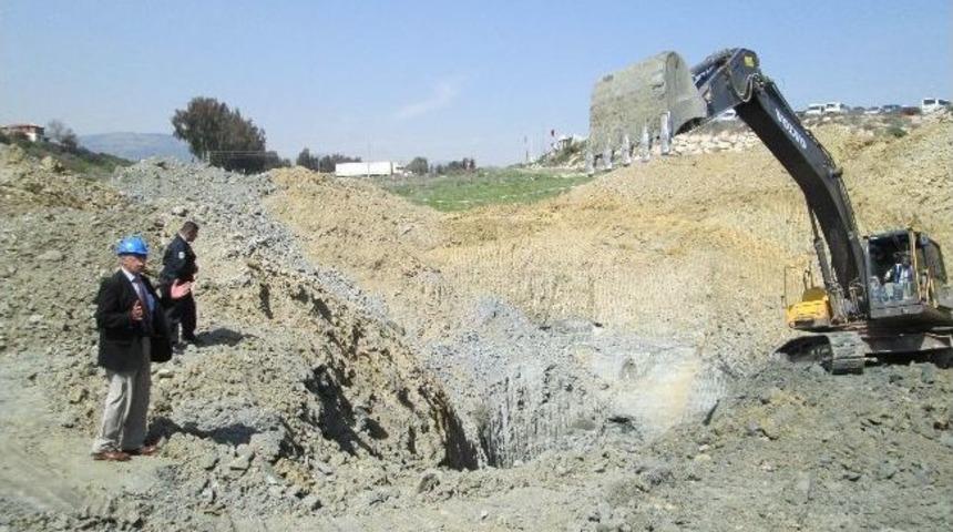 Mersin'de Define Umudu S&uuml;r&uuml;yor