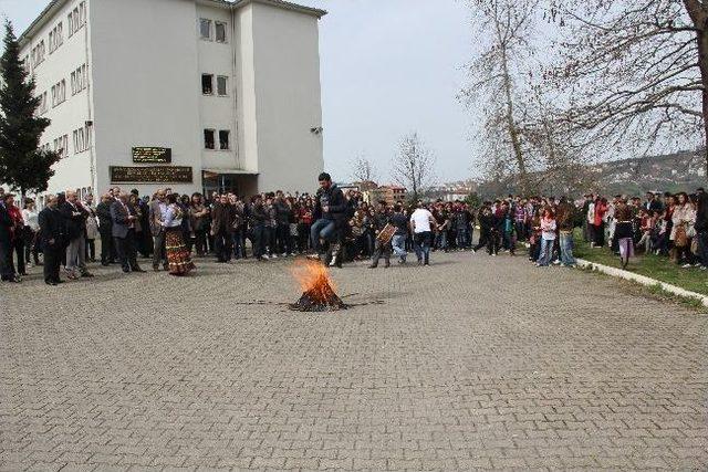 Kdz. Ereğli Eğitim Fakültesinde Nevruz Coşkusu