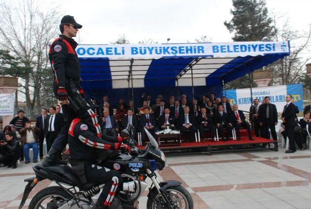 Kocaeli nde Nevruz Kutlamaları Renkli G&ouml;r&uuml;nt&uuml;lere Sahne Oldu 1