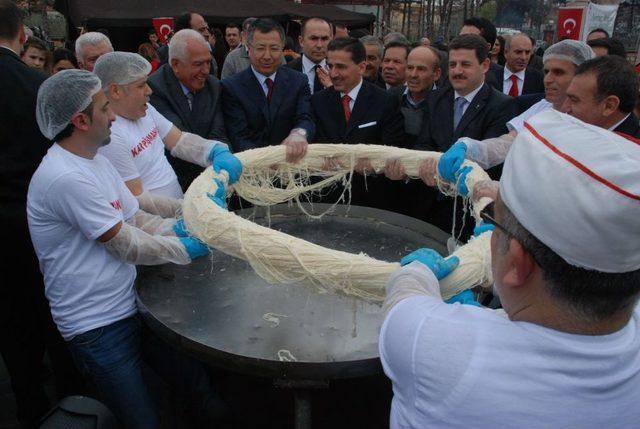 Kocaeli nde Nevruz Kutlamaları Renkli G&ouml;r&uuml;nt&uuml;lere Sahne Oldu 2