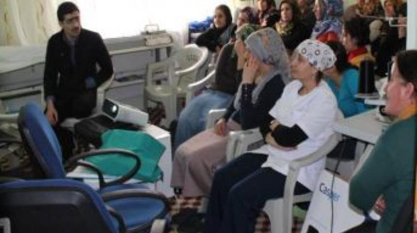 Hakkari'de Bayanlara Sağlık Eğitimi