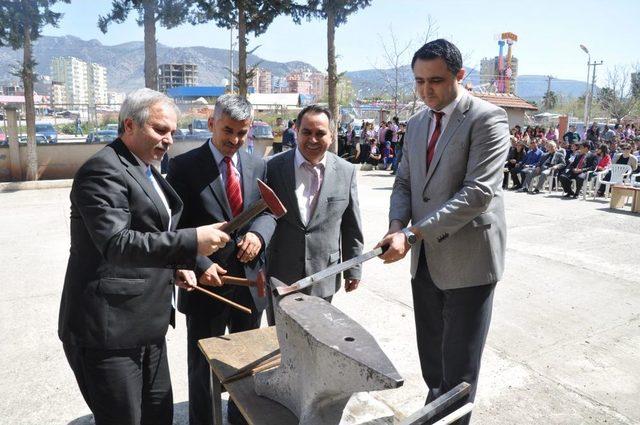 Kozan’da Nevruz Coşkuyla Kutlandı