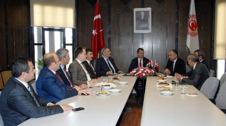 &Uuml;rd&uuml;n B&uuml;y&uuml;kel&ccedil;isi Amjad Adaıleh, Erdoğan&rsquo;ı Ziyaret Etti