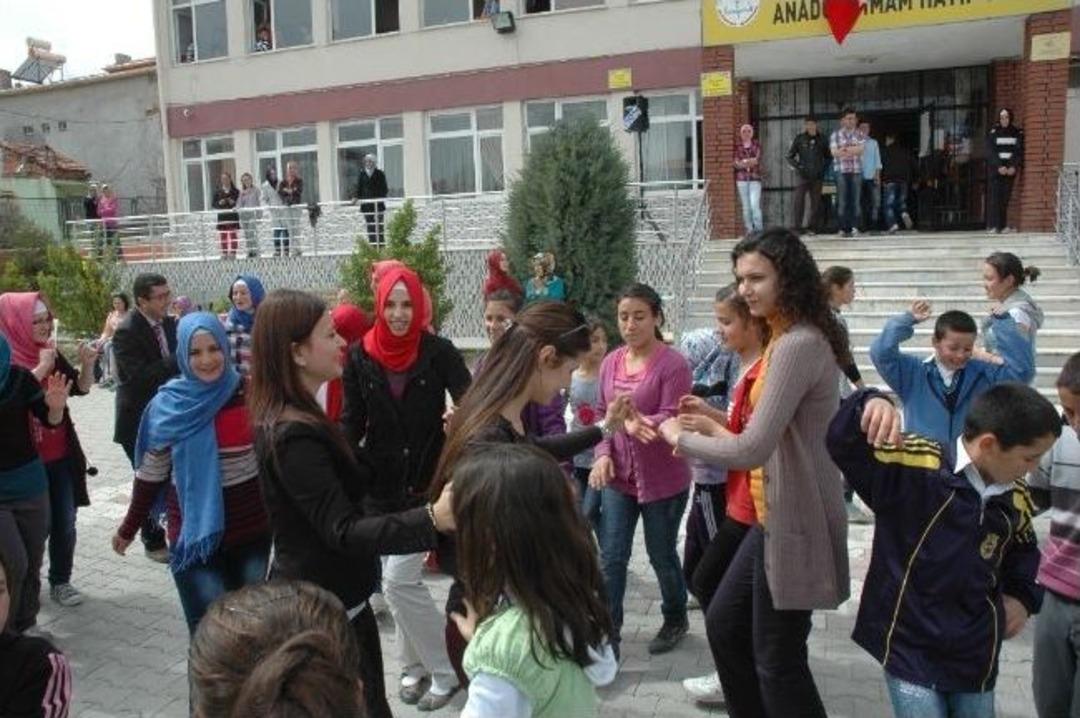 Selendi'de Nevruz Şenliği