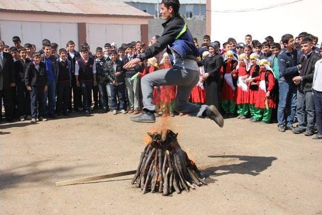 Bingöl’de Nevruz Kutlaması