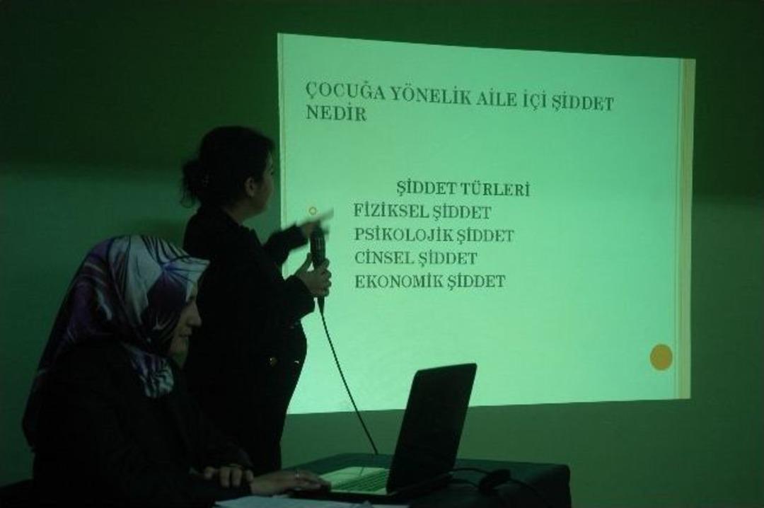 &ldquo;yasaları Biliyorum, Geleceğe Y&uuml;r&uuml;yorum&rdquo; Projesi Kapsamında &Ouml;ğrenciler Ve Veliler Bilgilendirildi