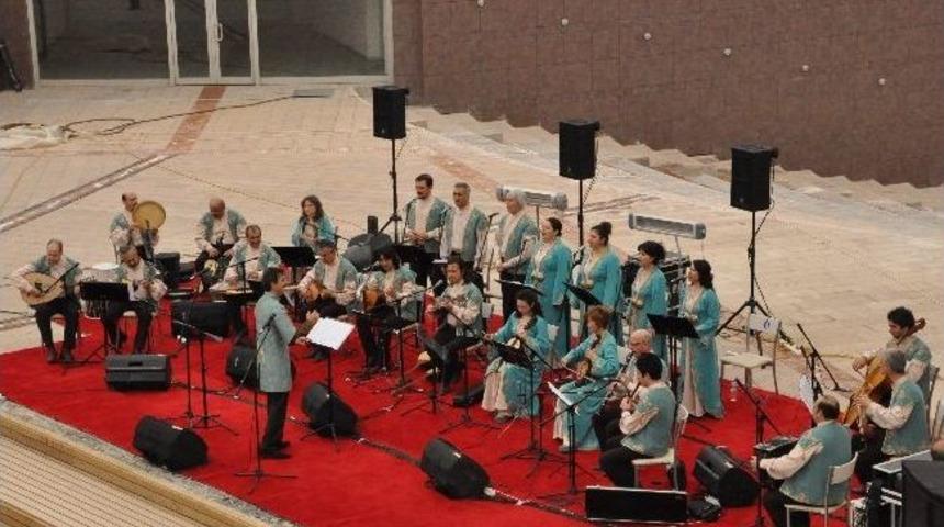 Uşak &Uuml;niversitesi&rsquo;nde Nevruz Etkinliği