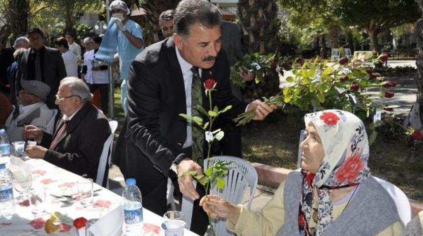 Başkan Tuna Yaşlılarla Buluştu
