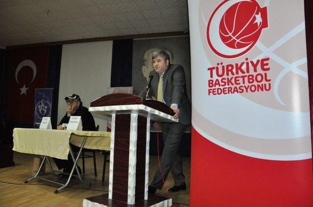 İsmet Badem Düzce’de Basketbol Konferansı Verdi