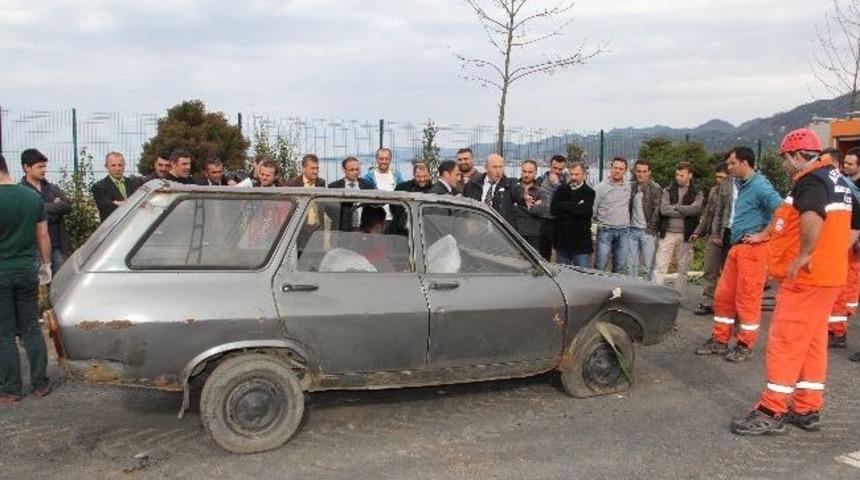 Rize Arama Kurtarma Ekibi Personeline Ara&ccedil;tan Yaralı Kurtarma Eğitimi Verildi