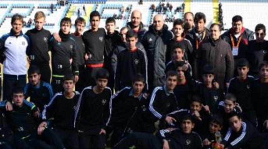 Yakutiyespor, U 15 Grupta İlk Galibiyeti Aldı