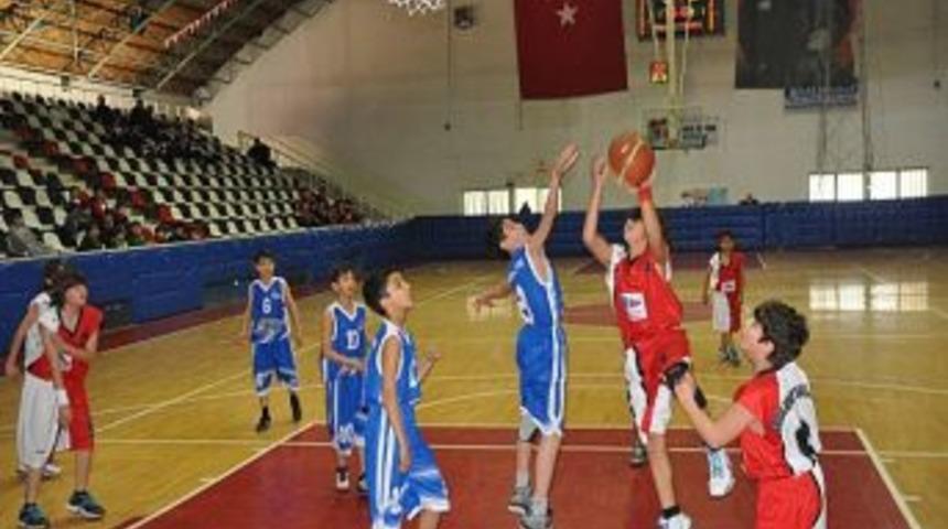 Okullar Arası K&uuml;&ccedil;&uuml;kler Basketbol Grup Birinciliği M&uuml;sabakaları