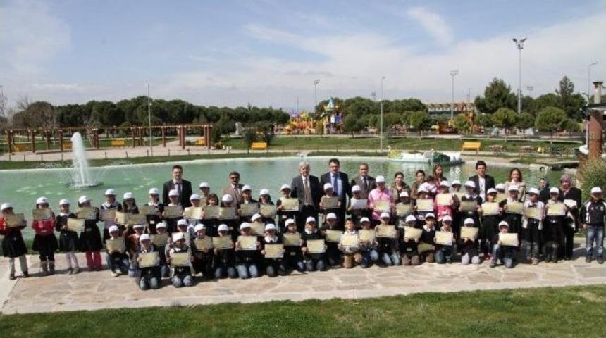 Akhisarlı &Ouml;ğrenciler, Kentini Keşfetmeye Başladı