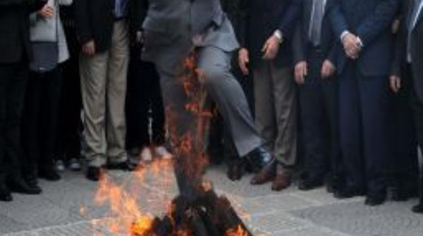 Vali Aksoy: Başka Anlamlar Y&uuml;klenen Nevruz Artık Bayram Olarak Kutlanıyor