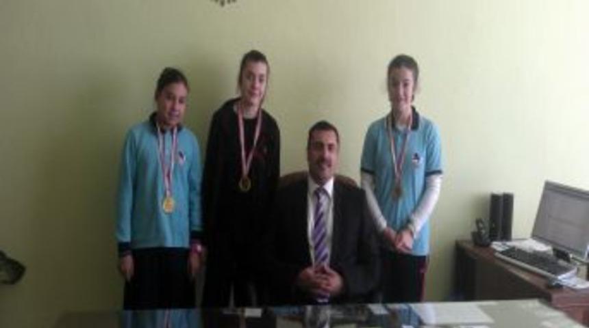 Serhat Koleji Masa Tenisi Takımı Yine Birinci