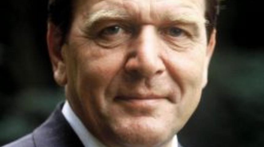 Schr&ouml;der Adana'ya Geliyor