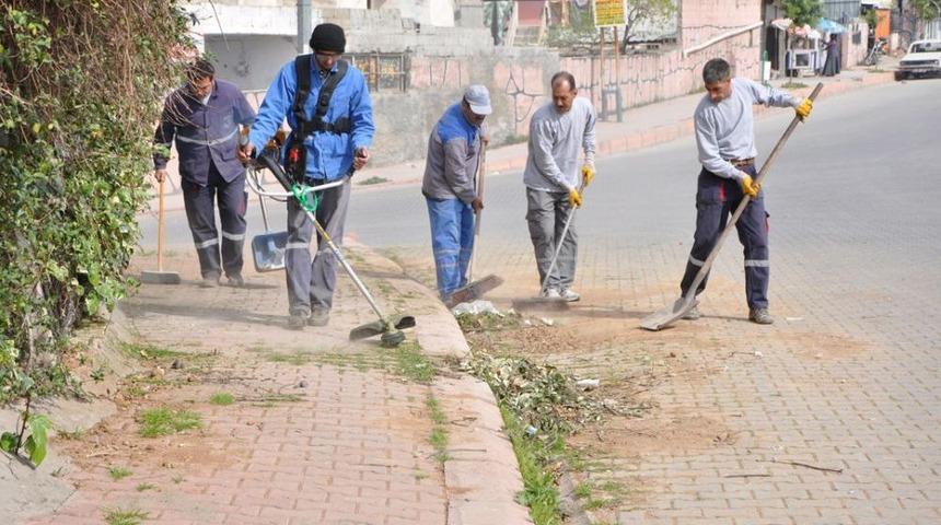 Y&uuml;reğir'de Bahar Temizliği Başladı