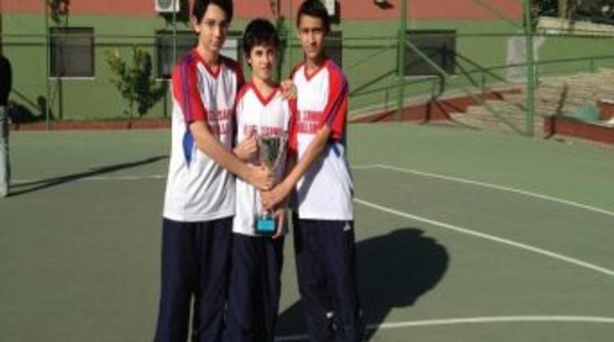 Sanko &Ouml;ğrencilerinin Tenis Başarısı