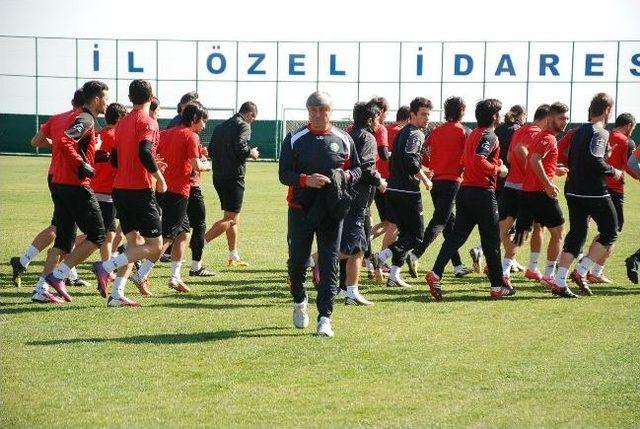 Şanlıurfaspor Tki Tavşanlı Linyitspor Ma&ccedil;ı Hazırlıklarını S&uuml;rd&uuml;r&uuml;yor 2