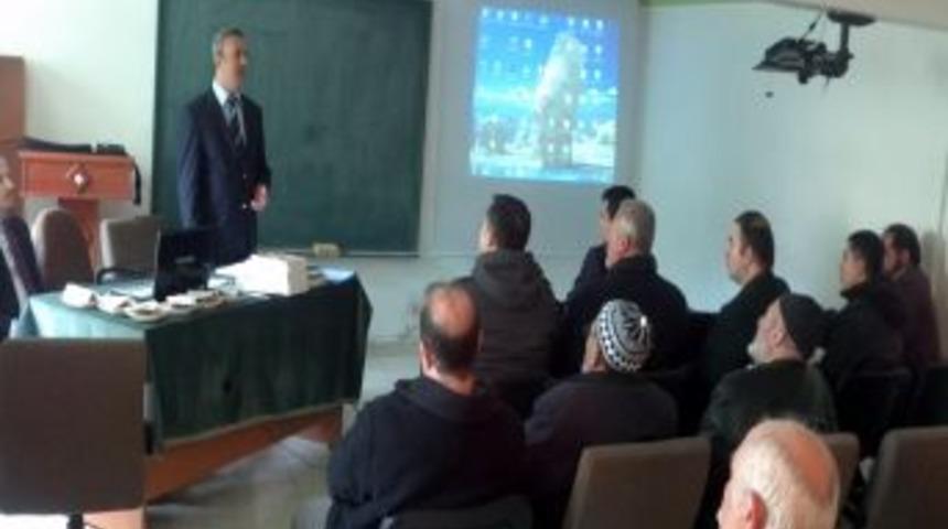 G&uuml;m&uuml;şhane'de Elma &Uuml;reticileri Bilgilendirildi