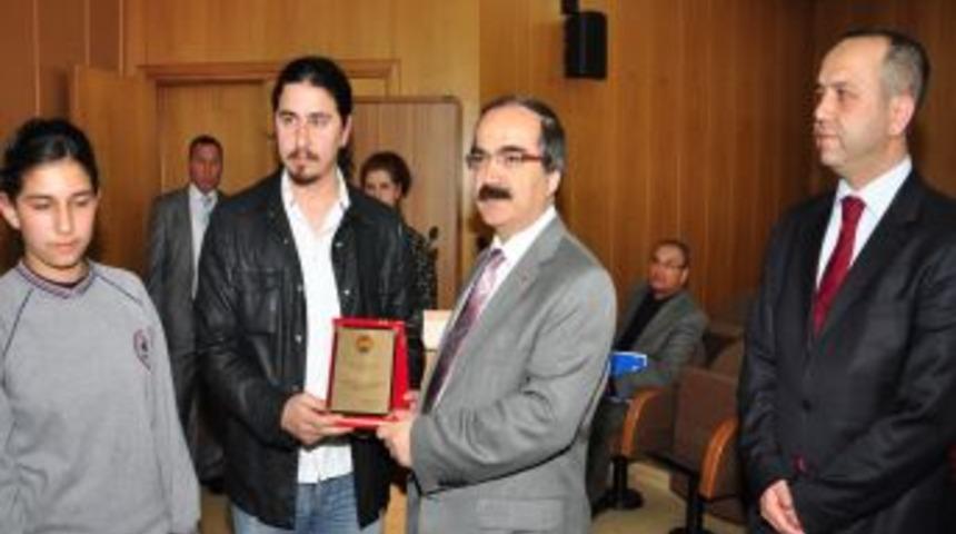 Vali Coş: Yerli Malı Kullanın, Milli Ekonomiye Katkı Sağlayın