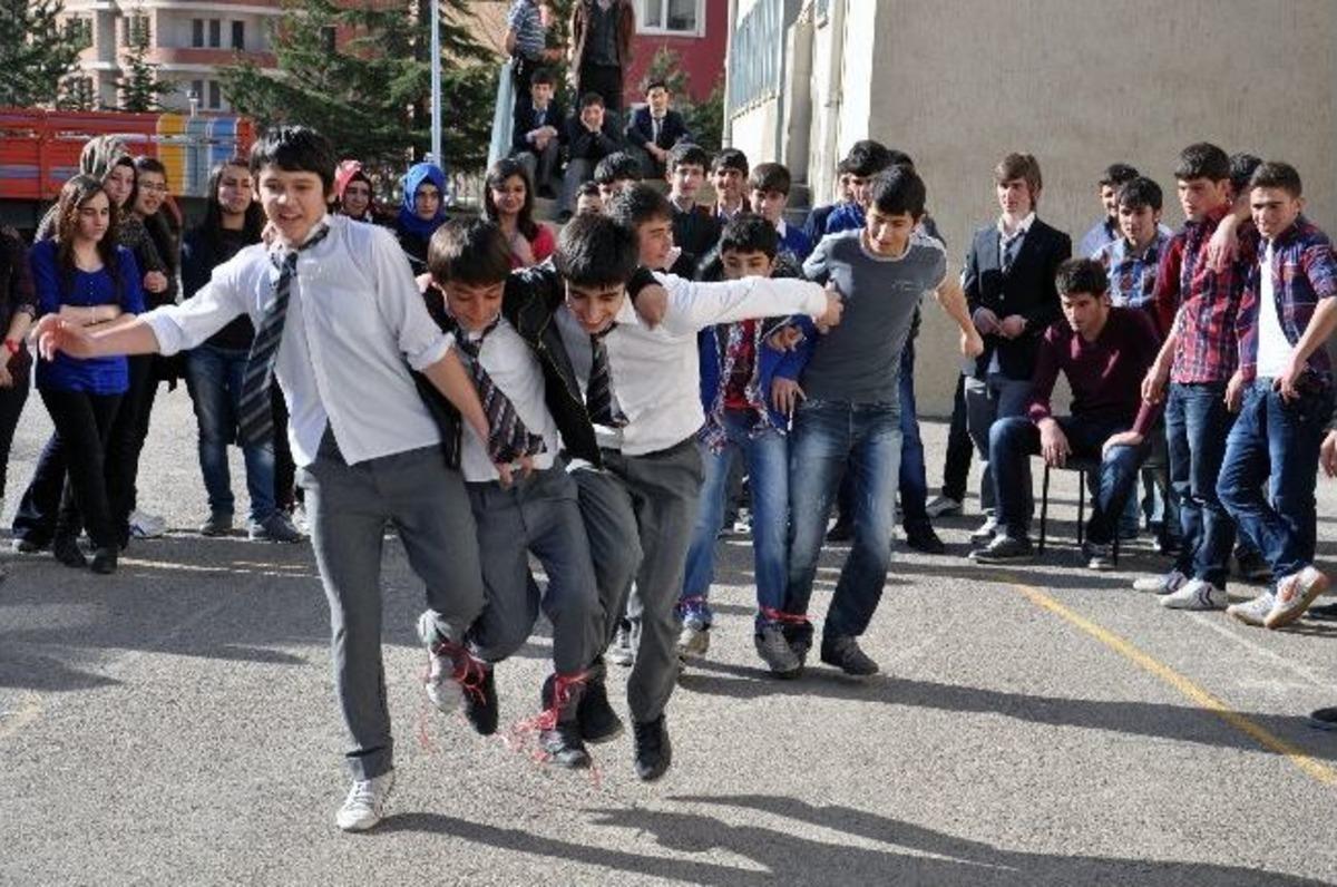 G&uuml;m&uuml;şhane&rsquo;de Nevruz Kutlamaları