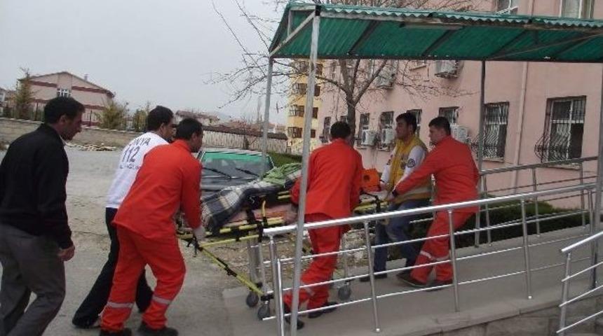 Kulu&rsquo;da Trafik Kazası: 2 Yaralı
