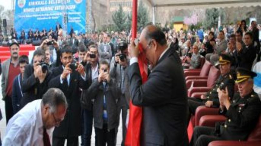 Vali Kolat: Nevruz, Birlik Ve Beraberliğin Simgesi
