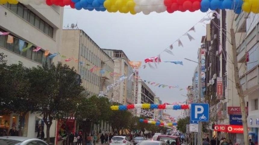 Festivalin Cadde Ve Sokak S&uuml;slemelerini Manisa Tso Yaptı