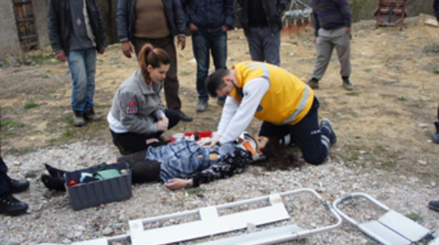 Polisten ka&ccedil;mak isterken kaza yaptı: 1 &ouml;l&uuml;, 1 yaralı