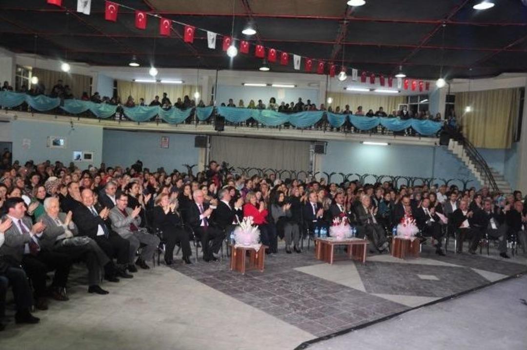 K&uuml;lt&uuml;r Ateşi Saray&rsquo;da Yandı