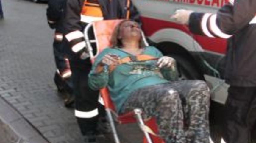 Sobayı Tutuşturmaya &Ccedil;alışan Anne Ve Iki Oğlu Yaralandı