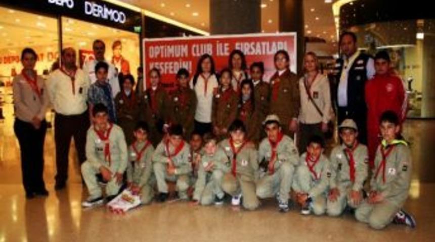Yavru Vatanın "minik İzcileri" Adana'da
