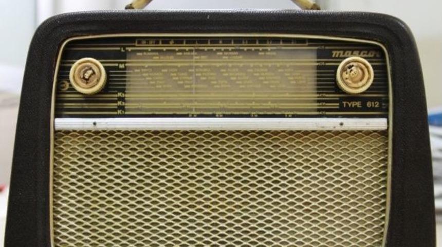 Eski Radyonu Bağışla Adın M&uuml;zede Anılsın