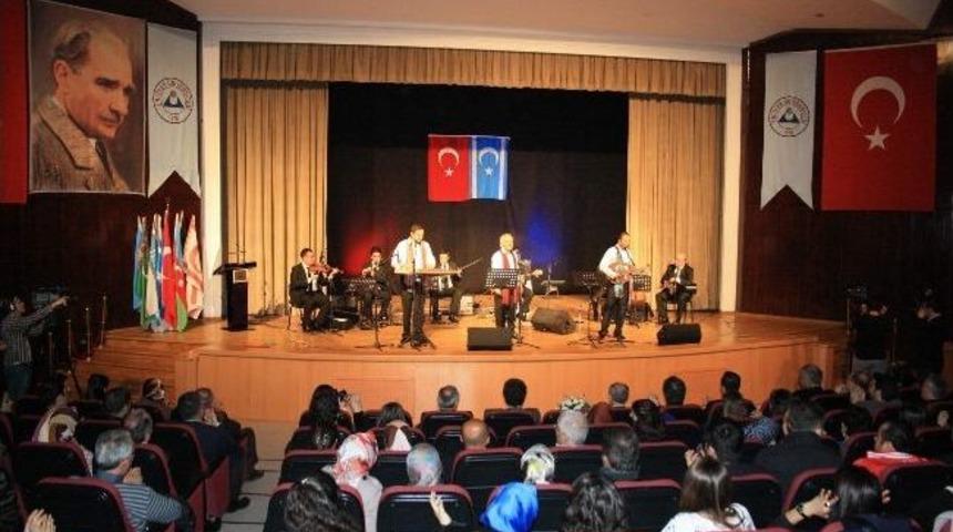 Er&uuml;&rsquo;de T&uuml;rkmen R&uuml;zgarı