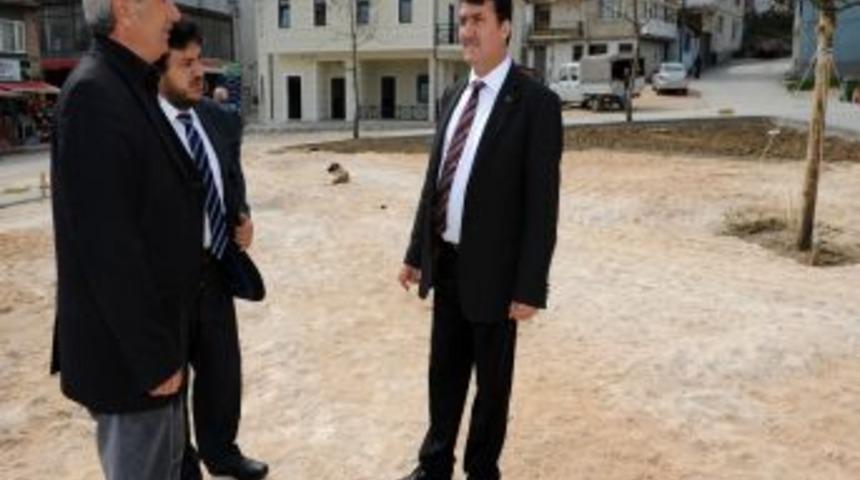 Osmangazi Belediyesi'nin Meydan &Ccedil;alışmaları S&uuml;r&uuml;yor