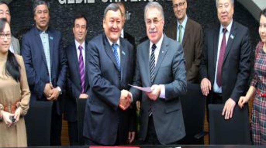 Gediz Ile &Ccedil;imkent &Uuml;niversiteleri Kardeş Oldu