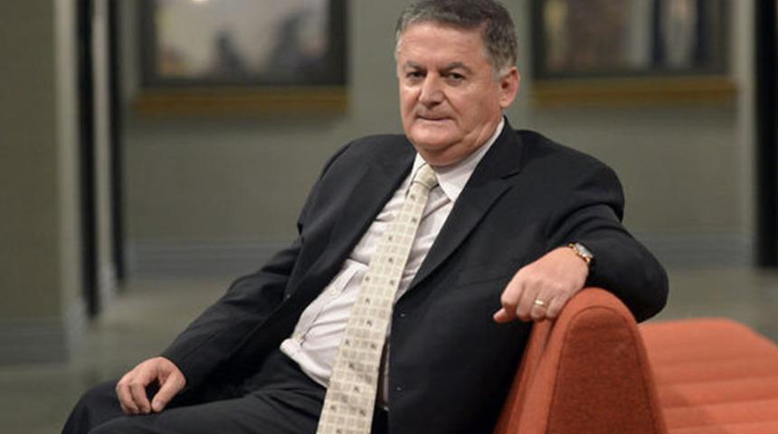 Ahmet Zeki Üçok'tan FETÖ uyarısı: Bu iş bitti diyen hata eder