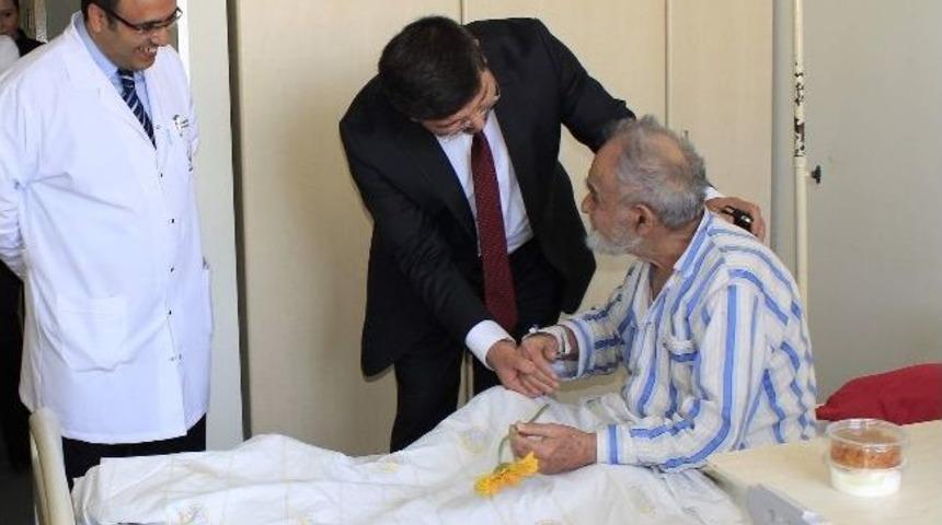 Dr.taş&rsquo;tan Yaşlı Hastalara Ziyaret