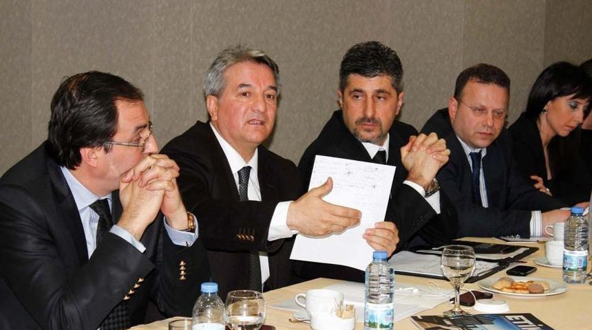 İzmirli Turizmciler: Basmane'deki Gelişime Yetkililer Ayak Uyduramıyor