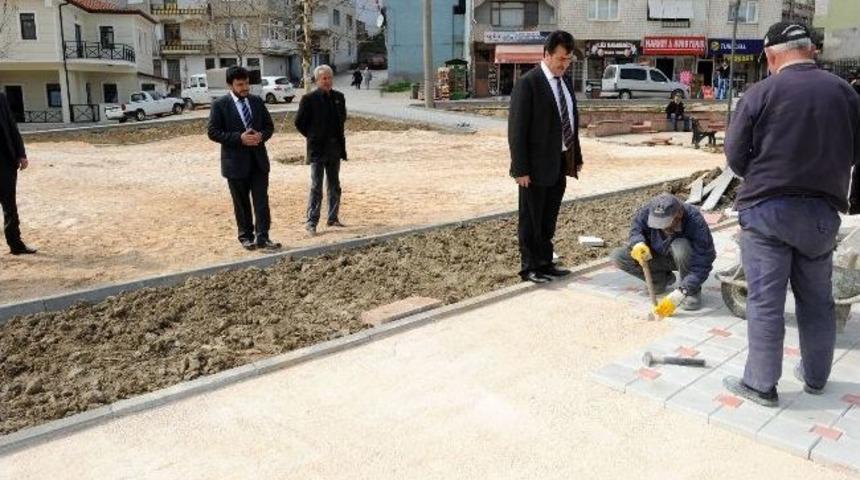 Ovak&ccedil;a Meydanına Kavuşuyor