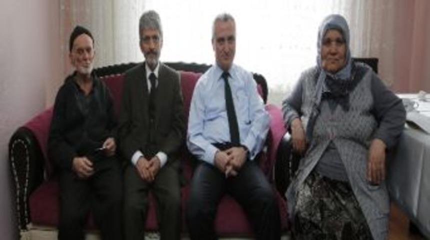Başkan Tuna, Şehit Ailesini Yalnız Bırakmadı