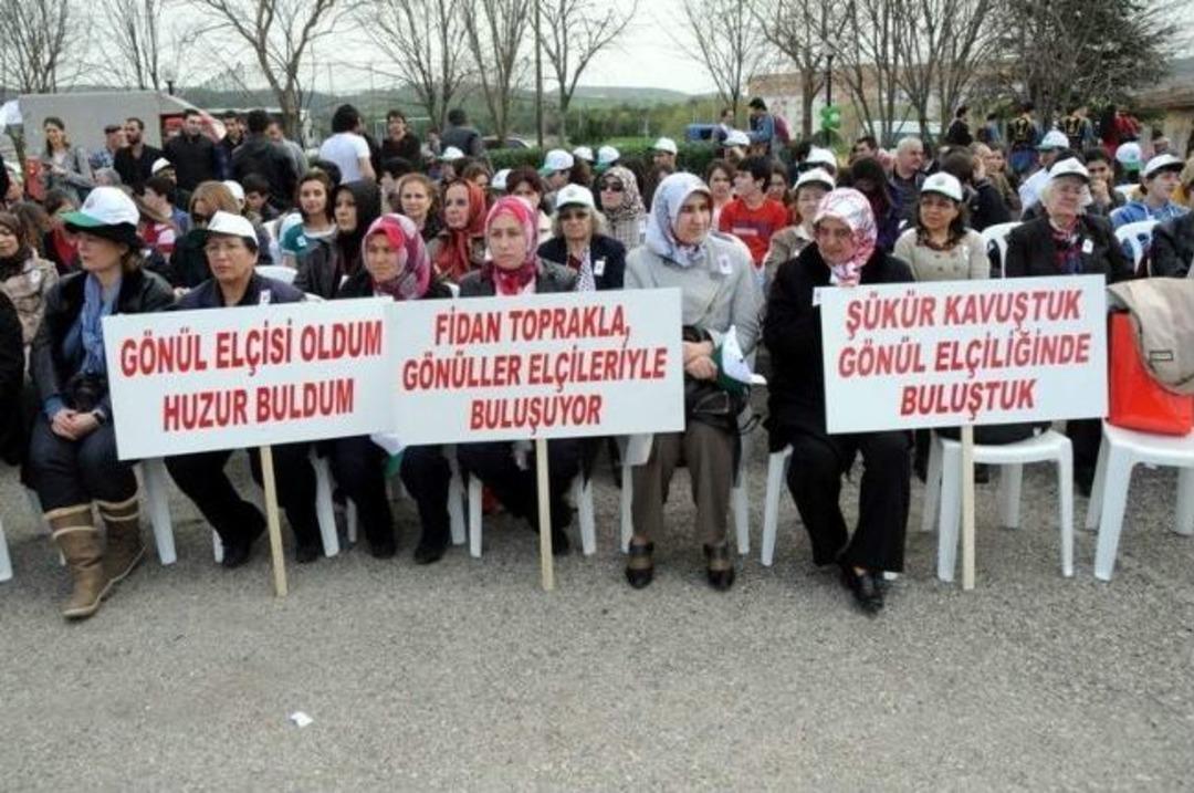 Balıkesir'de "g&ouml;n&uuml;l &Ouml;l&ccedil;&uuml;leri Ormanı" Oluşturuldu