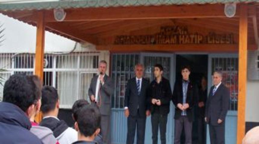 Kozan Anadolu İmam Hatip Lisesi'nde &Ouml;d&uuml;l T&ouml;reni