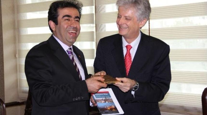 Avusturya Büyükelçisi Wolfer Mersin’de