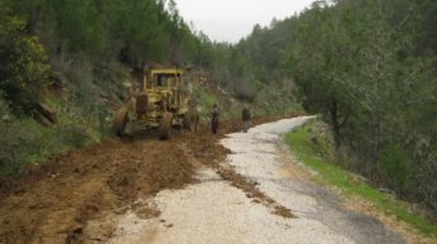 Bozyazı Lenger K&ouml;y&uuml;'nde Asfalt &Ccedil;alışması Başladı