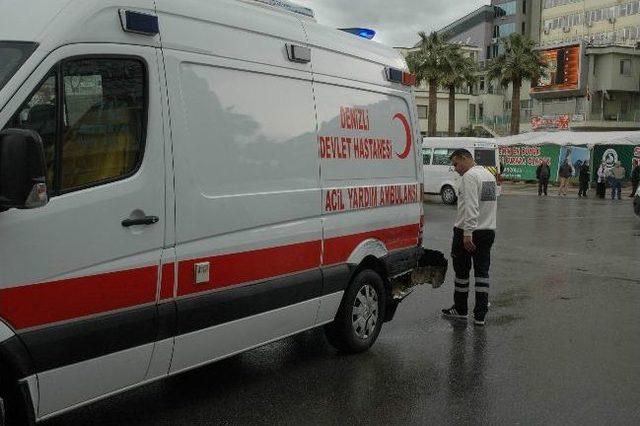 Hastaya Giden Ambulans Kaza Yaptı 1
